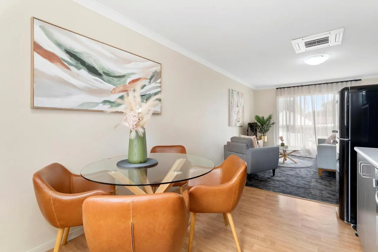 8 Cute Cunningham Close To Subiaco - Sleeps 4 Perth